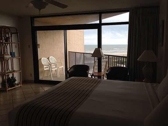 5th image of 800 Sandcastle Dr #521