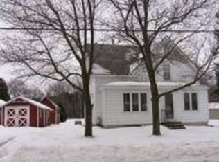 304 N Fulton St, Princeton, WI 54968