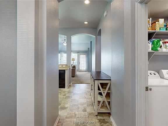 3rd image of 15110 Pidmont Ln