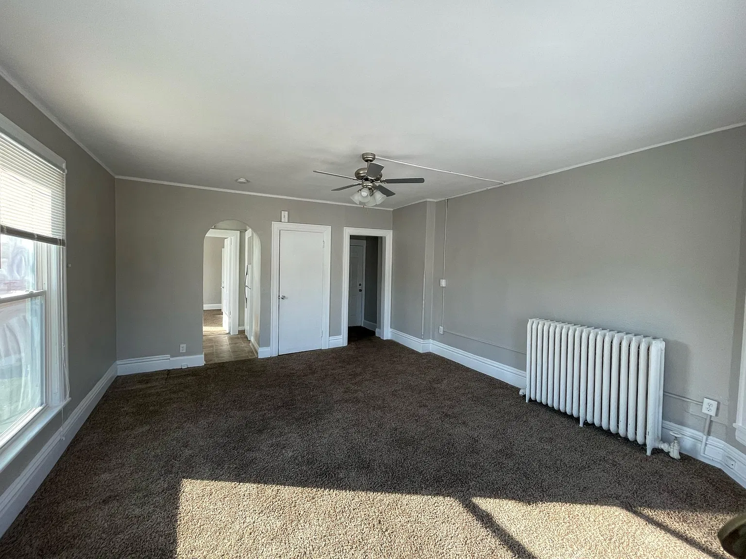 1 bed, 734 sqft, $895 — Photo 2
