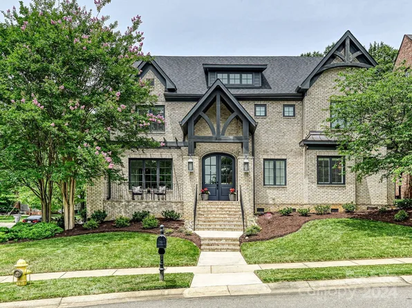 4005 Alexandra Alley Dr, Charlotte, NC 28210