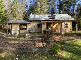 280 Humphrey Ln, Grants Pass, OR 97527