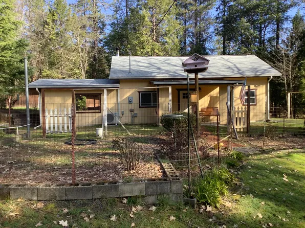 280 Humphrey Ln, Grants Pass, OR 97527