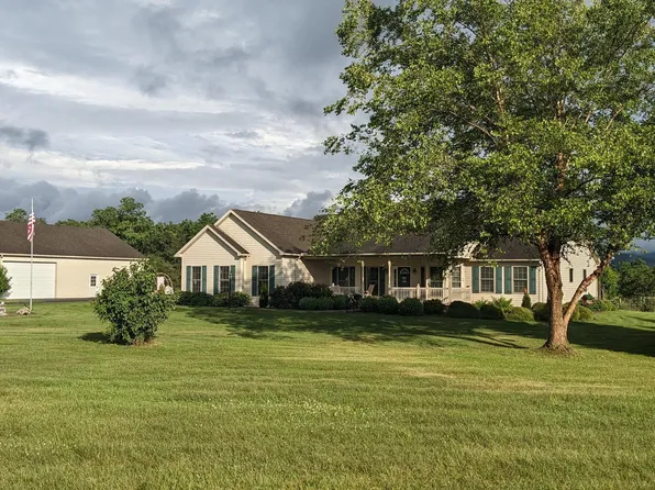 165 Tusseyville Rd, Centre Hall, PA 16828