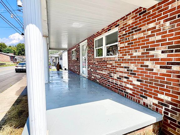 4th image of 524 Camden Ave