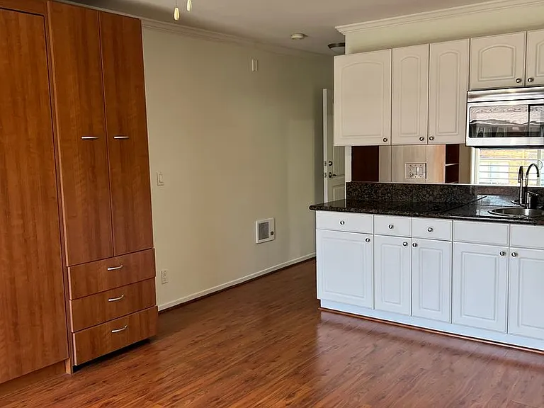 1021 Scott St #226 — Photo 12