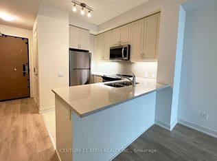 4955 Yonge St #802, Toronto, ON M2N 5N6
