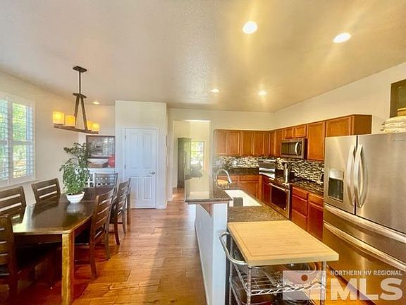 5th image of 616 Panama Dr