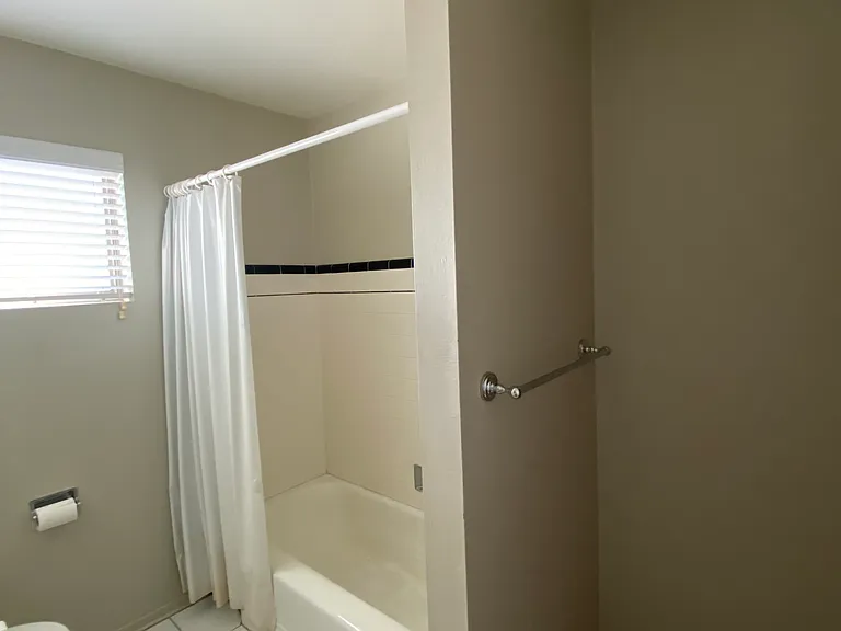 8414 E Montecito Ave — Photo 4