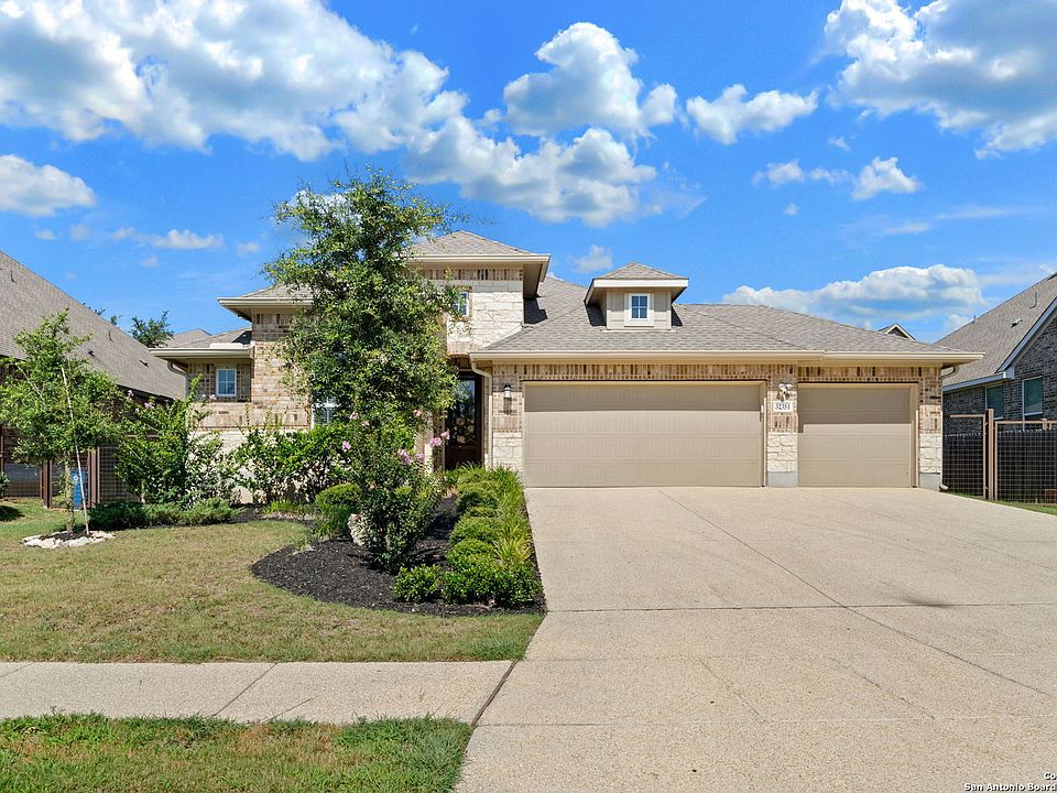 1st image of 32351 Pequin Dr