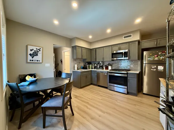 28 High St #1, Waltham, MA 02453