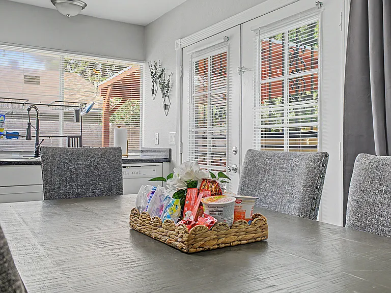 8932 N 56th Dr — Photo 15