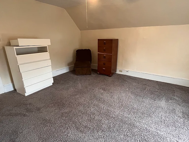 5859 Hobart St #2 — Photo 44