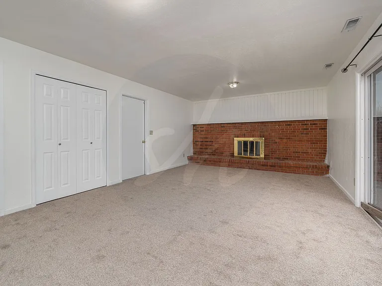 2630 Maroon Bells Ave — Photo 13