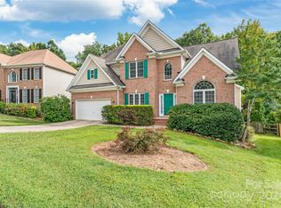 2526 Adonis Ct, Charlotte, NC 28213
