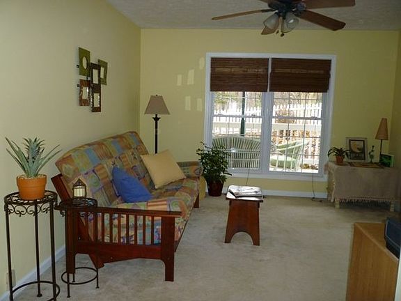 Master 1/Office/Living Rm