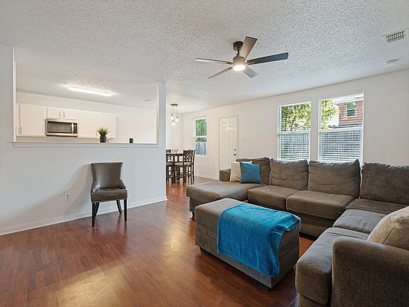 5th image of 2043 Cap Rock Ln