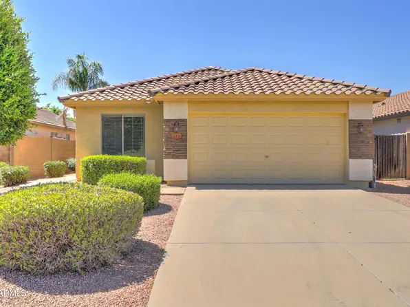 319 W Holstein Trail, San Tan Valley, AZ 85143