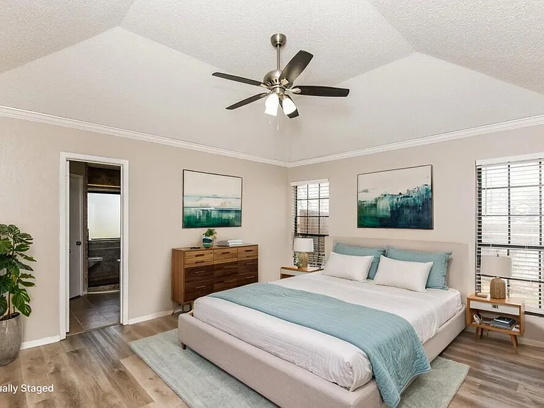 125 Camelot Dr — Photo 10
