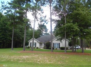 318 Southern Comfort Dr, Statesboro, GA 30458