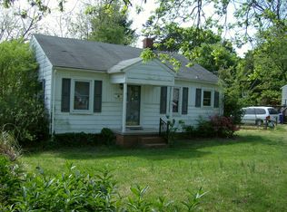 501 Oakhurst St, Kernersville, NC 27284