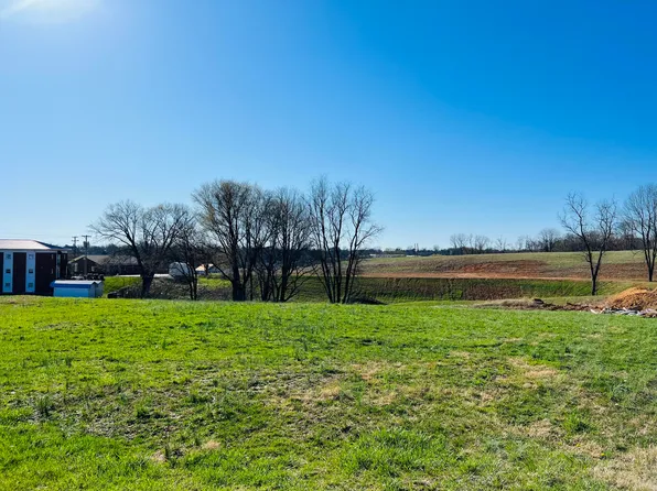 2 Park Valley Ct, Somerset, KY 42501