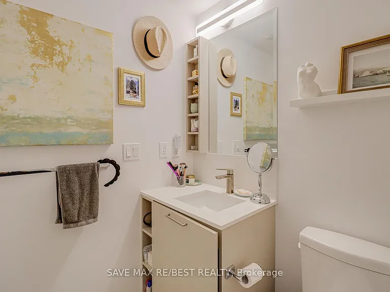 19 Western Battery Rd #2810 — Photo 23