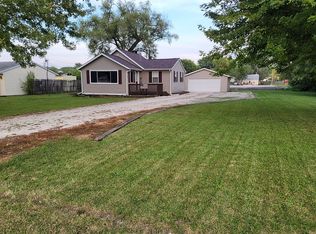 116 6th St, Colona, IL 61241