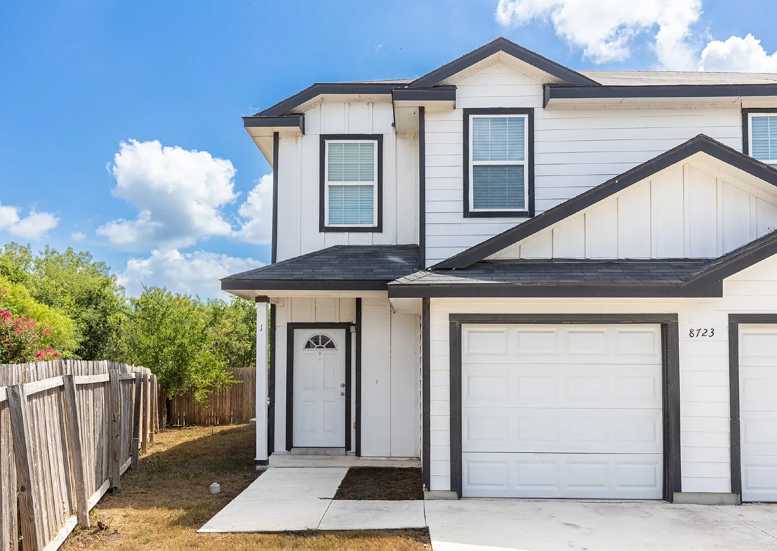 3 bed, 2.5 bath, 1200 sqft, $1,295 — Photo 3