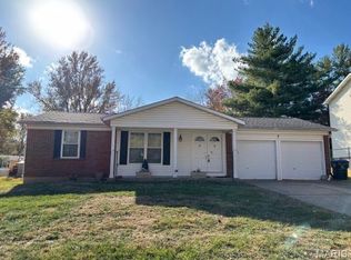 2 Wells Fargo Ct, Saint Peters, MO 63376