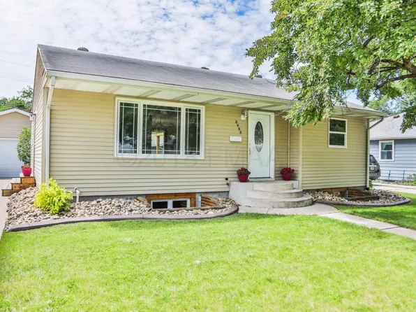 2002 9th St N, Fargo, ND 58102