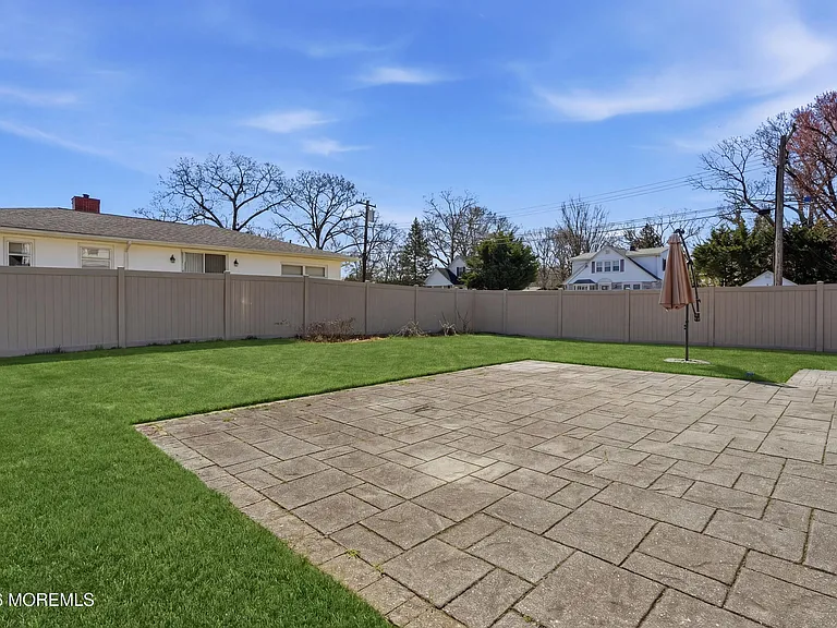 227 Chatham Ave — Photo 9