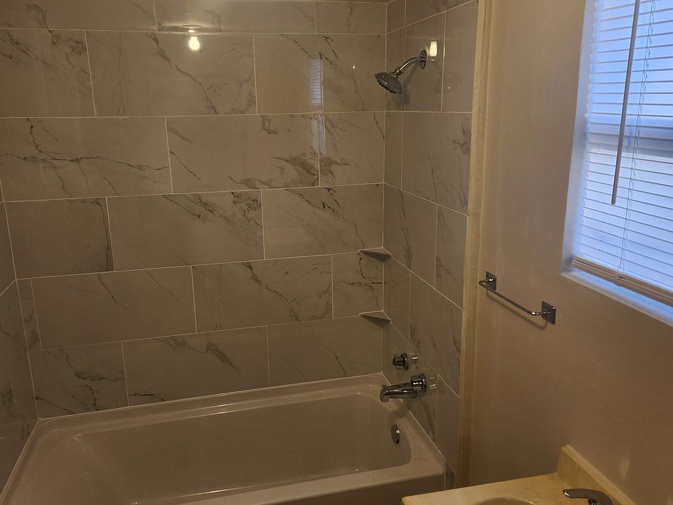 1st image of 4817 Prinston Dr