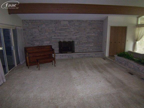 5th image of 3283 Gernada Dr