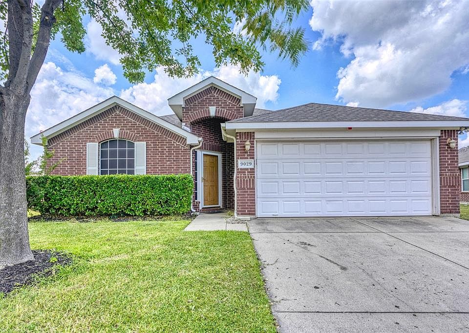 1st image of 9029 Dry Creek Dr