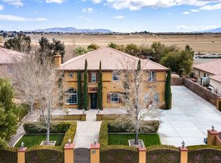 12635 Yorkshire Dr, Apple Valley, CA 92308