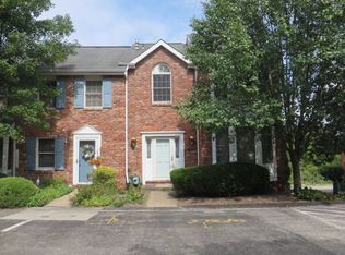 1800 Timberidge Dr, Bethel Park, PA