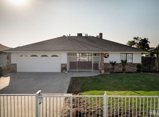 2247 Rounds St, Delano, CA 93215