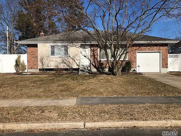 2nd image of 16 Park Ct