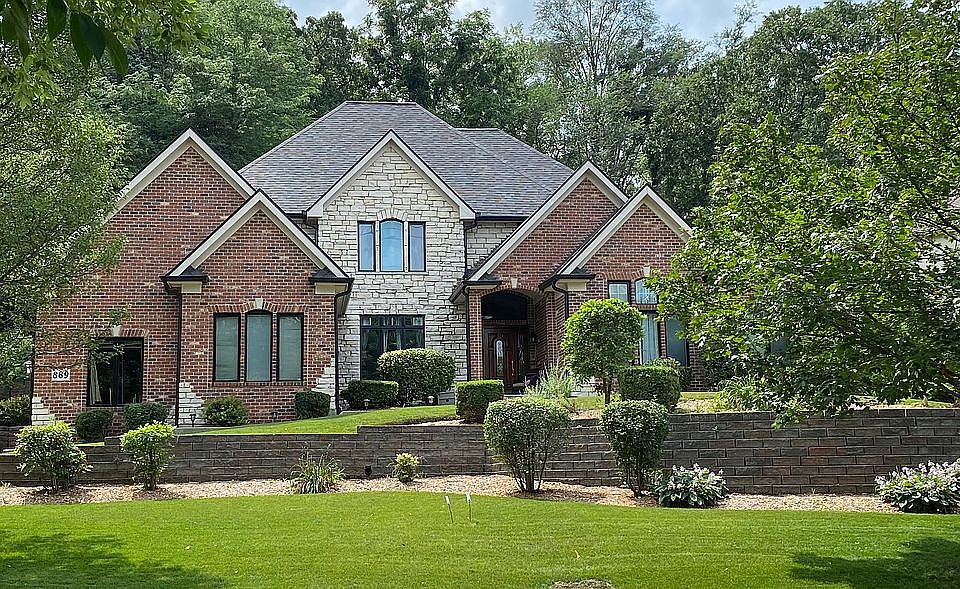 1st image of 889 Maryknoll Cir