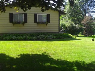 12504 Skyline Dr, Burnsville, MN 55337