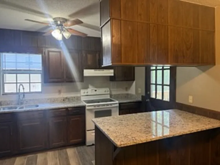 Kitchen- new floors, new granite countertops