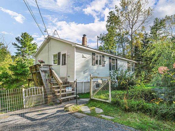 2nd image of 736 Eagle Lake Road