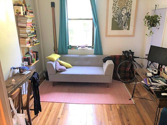 2nd image of 177 Park Pl APT 3