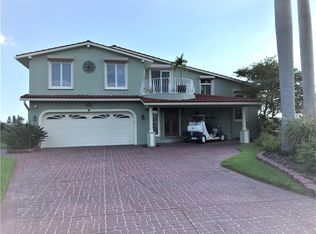 494 Johns Pass Ave, Madeira Beach, FL 33708