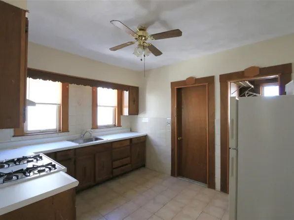 59 Conwell Ave, Somerville, MA