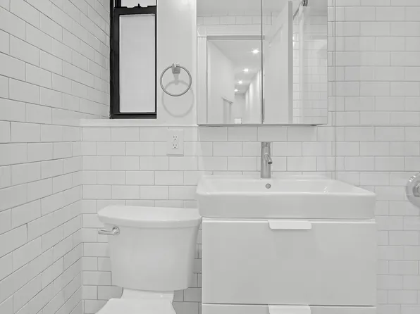163 Stanton Street 1E image 13 of 14