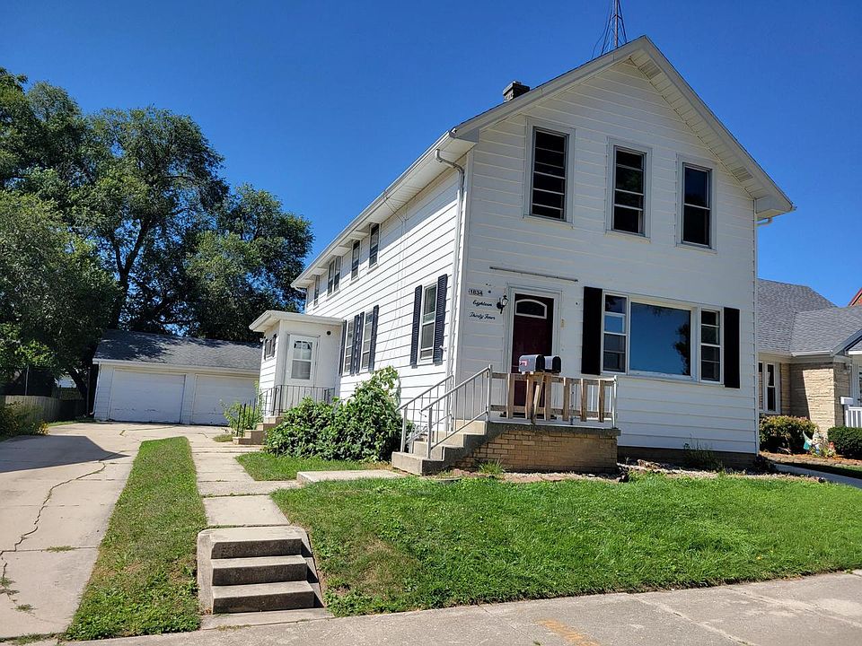1st image of 1834 North 21st STREET