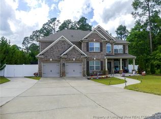 33 Betsy Ross Ct, Cameron, NC 28326