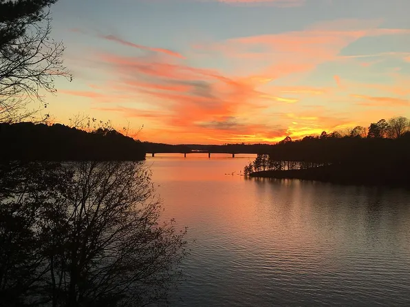 2990 Thompson Mill Rd, Gainesville, GA 30506